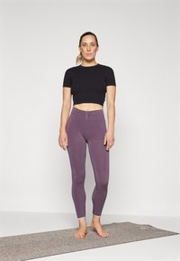 Yogasearcher CHENDA SEAMLESS LEGGING - Punčochy - topaze