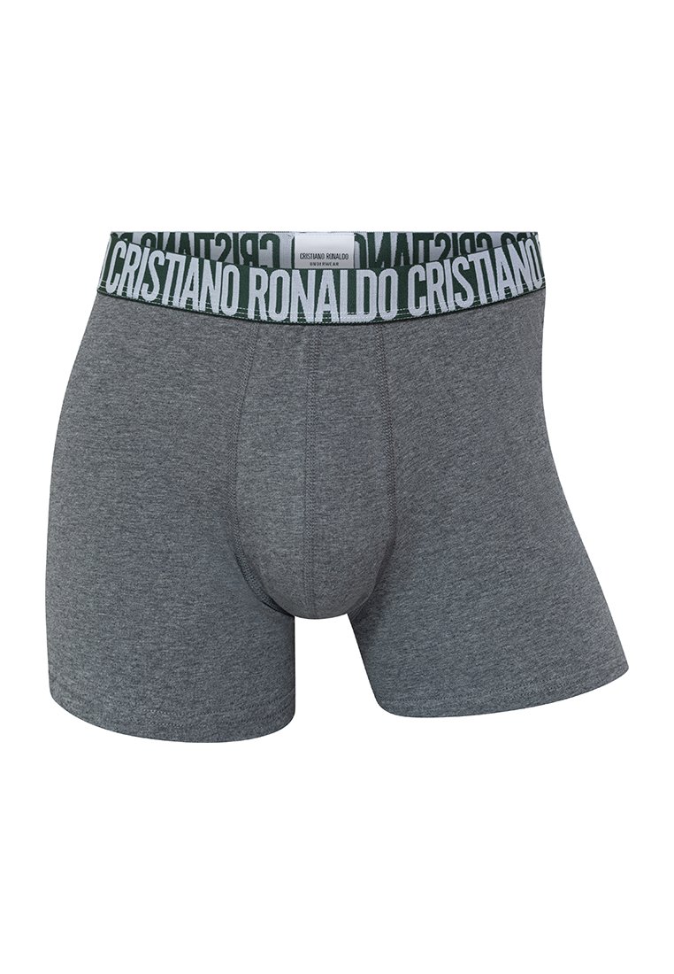 Boxers gris para hombre con un amplio cinturón elástico que presenta el texto "Cristiano Ronaldo" en blanco sobre un fondo oscuro.