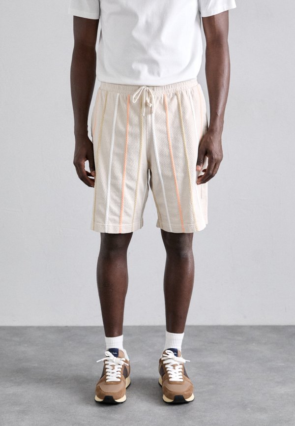 SIMON  - Shorts - moonbeam