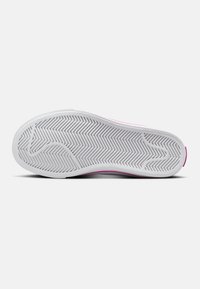 Nike Sportswear COURT LEGACY - Sapatilhas - white/laser fuchsia