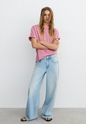 PULL&BEAR, OVERSIZE SHORT SLEEVE - T-SHIRT - T-shirt con stampa - pink