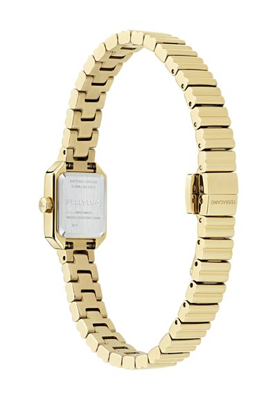 Arany színű rozsdamentes acél karóra téglalap alakú számlappal, zafírkristály üveggel és lekerekített szegmensekből álló láncszemes szíjjal, csattal.