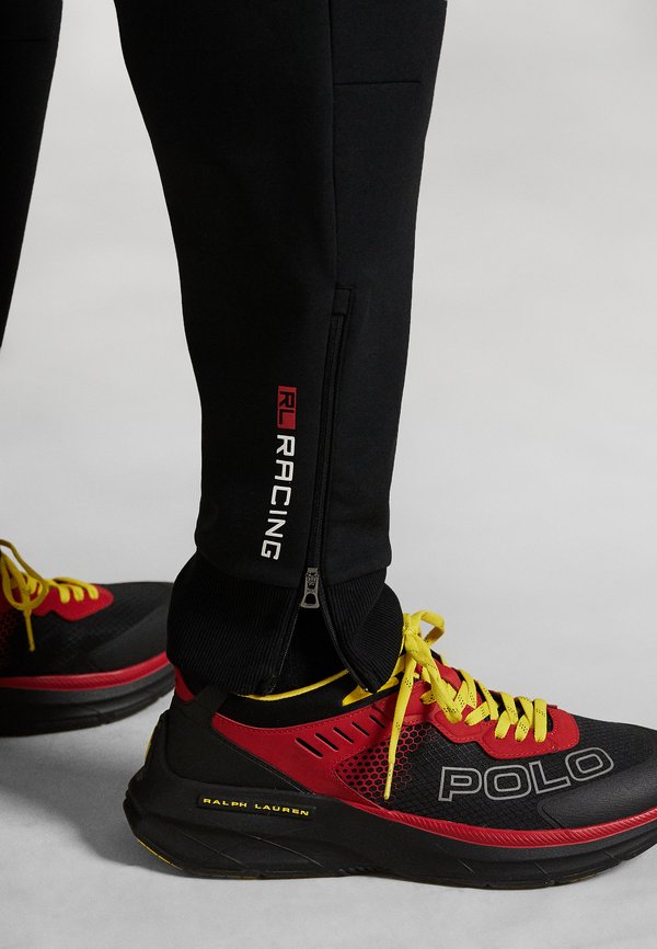 STRETCH DOUBLE-KNIT JOGGER PANT - Tracksuit bottoms3