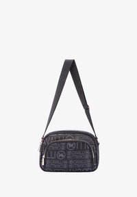 Selezionato, black and black