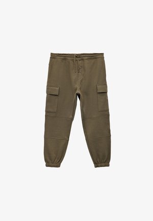 Pantalons de survêtement cargo vert olive avec une taille élastique, deux poches latérales, des poignets côtelés et des détails de couture subtils.