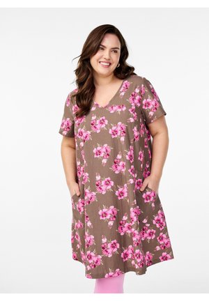 Brown floral dress with short sleeves, featuring pink flowers. The dress has a v-neckline and side pockets.