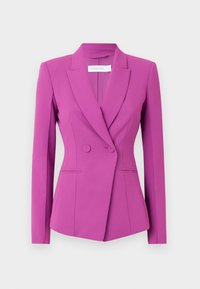 Blazer fuchsia avec un design ajusté, style à bouton unique, revers en pointe et deux poches avant. Fabriqué à partir d'un tissu lisse et structuré.