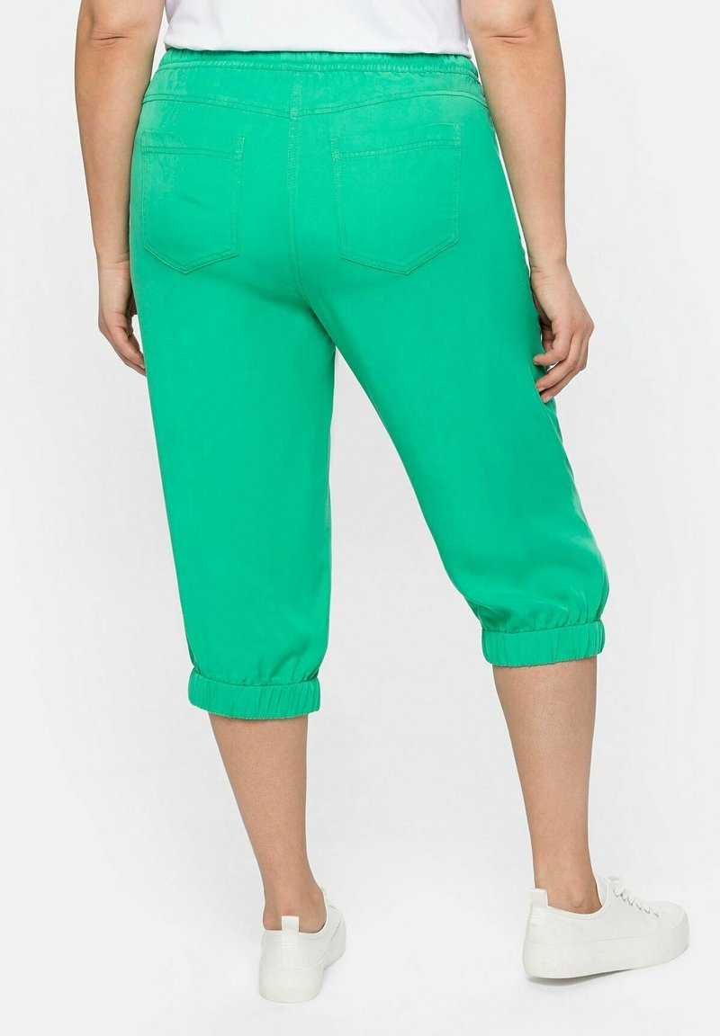 Damen Kleider | Sheego Jogginghose blattgrün/grün - TB65761 Damen Kleider | Sheego Jogginghose blattgrün/grün - TB65761