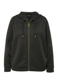 Felpa nera con cappuccio e zip, caratterizzata da una superficie testurizzata e dettagli verdi sulla zip. Presenta lacci scuri e una vestibilità casual.