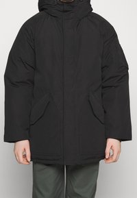 Carhartt WIP Parka - black