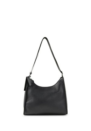 Sac d'épaule en cuir noir texturé avec une bandoulière unique et une fermeture éclair, présenté sur un fond blanc.