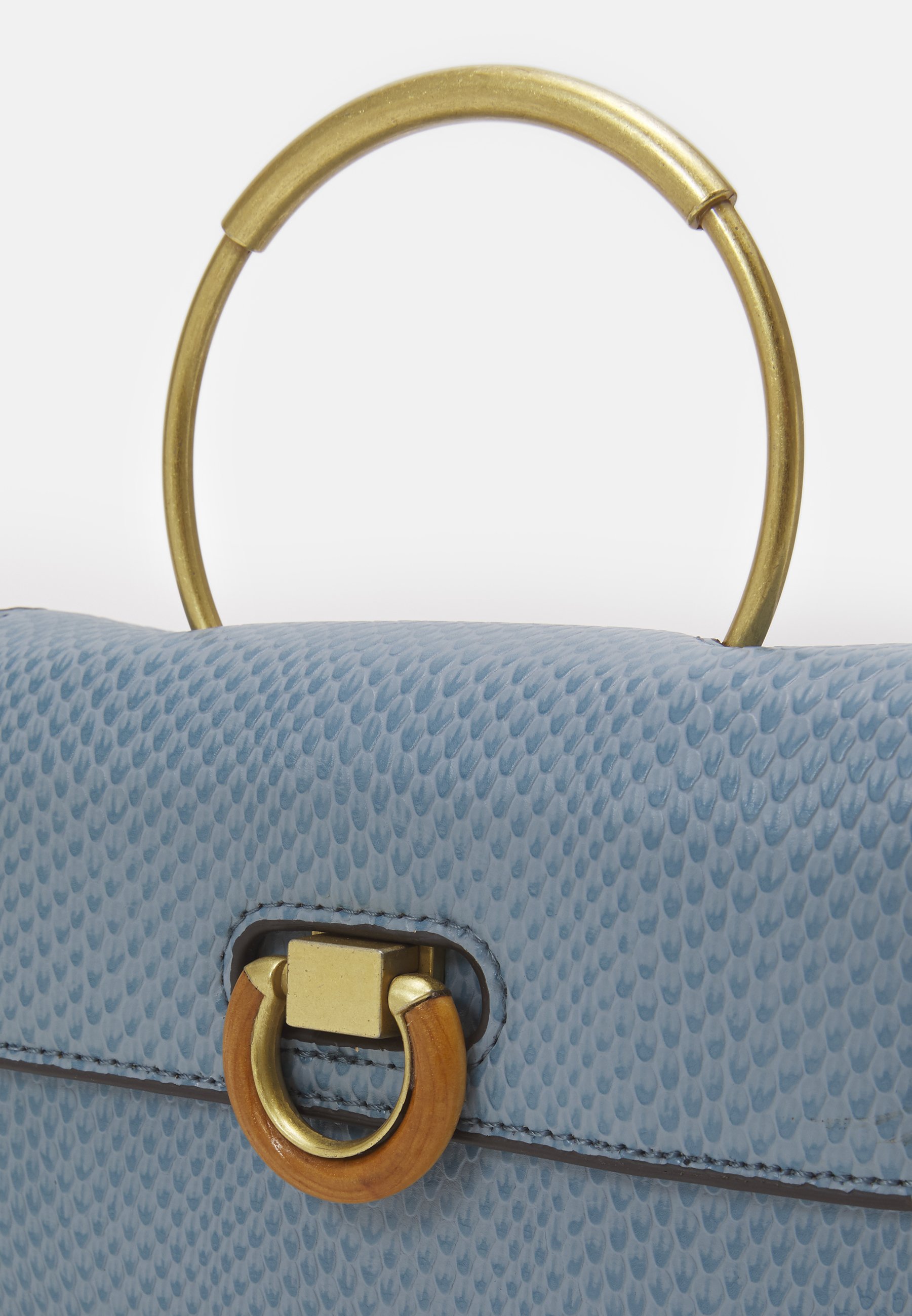 sac parfois bleu