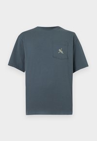 Επιλέχθηκε, blue fox/alligator