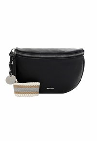 Borsa in pelle nera di forma arrotondata, con zip argentata e una tracolla intrecciata con strisce beige, grigie e bianche. Logo argentato attaccato.
