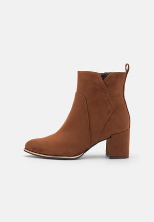 Bottines - cognac