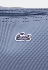 Lacoste CONCEPT - Bevásárlótáska - flint stone