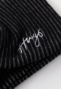 HUGO SAMY HAT - Ørevarmere - black