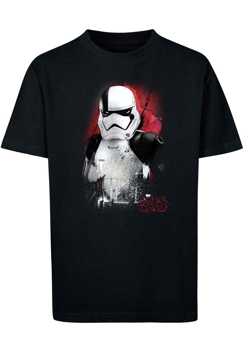 Černé bavlněné tričko s grafikou Stormtroopera na rozstříkaném červeném pozadí a textem "Star Wars" červeně na spodní části.