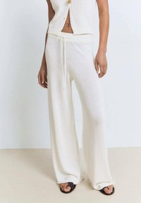 Mango - STRAIGHT  - Pantalones - white Imagen en miniatura 1
