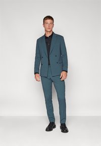 Lindbergh PLAIN MENS SUIT - Completo - deep green
