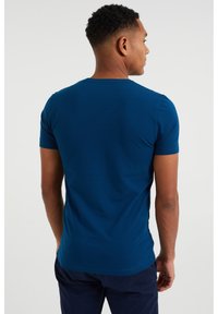 WE Fashion FUNDAMENTALS - T-shirt basic - blue