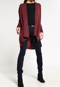 Vero Moda Strickpullover - black