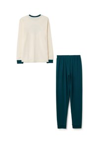 Top de manga larga en color crema con cuello y puños en verde oscuro, combinado con pantalones de cintura elástica en verde oscuro, todo dispuesto plano.