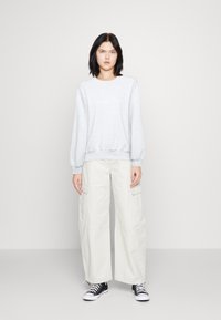 Gina Tricot BASIC - Collegepaita - grey melange