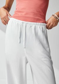 Next TIE WAIST WIDE LEG TALL - Broek - white