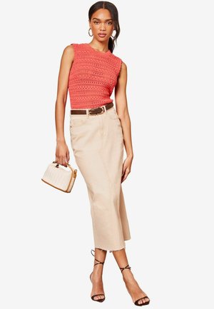 Lipsy SLEEVELESS REGULAR FIT - Toppi - coral pink