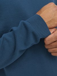 Jack & Jones JJEBASIC CREW NECK NOOS - Pulover - sailor blue