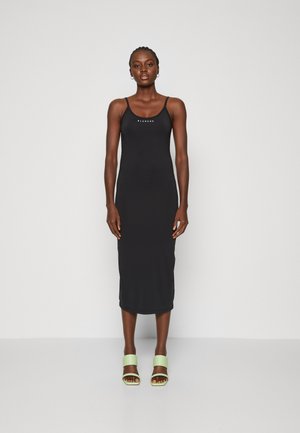 COMFY DRESS - Vabalt langev kleit - black