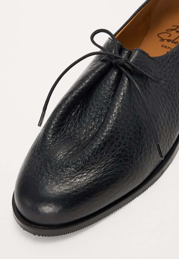 MATT KILT - Slip-ons4