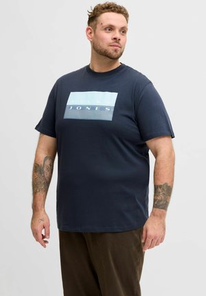 PLUS SIZE - Marškinėliai su spaudiniu - outer space