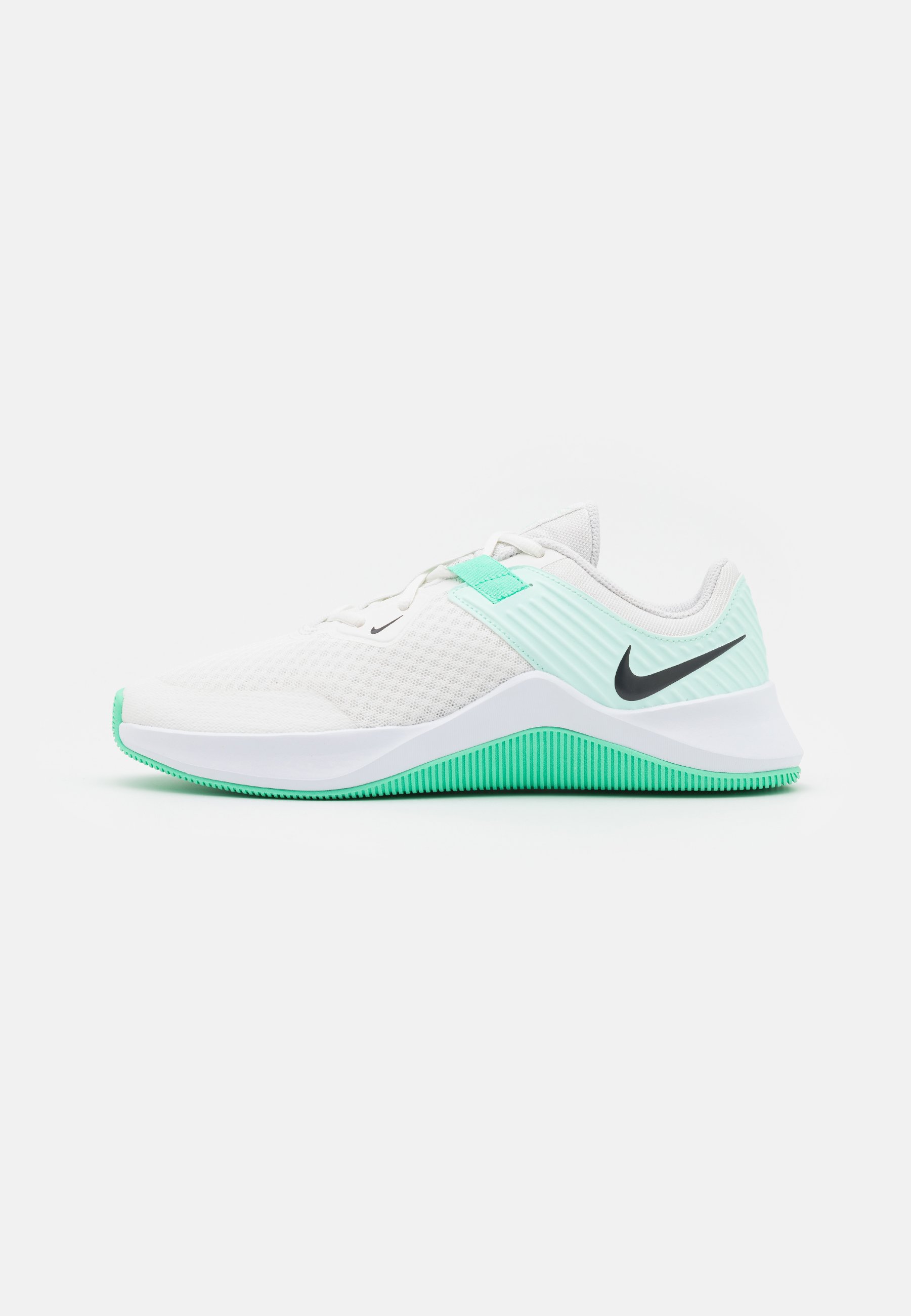 basket nike fitness femme pas cher