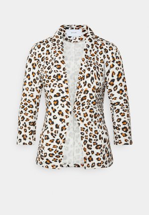 Blazer bianco con stampa leopardata nera e arancione, maniche lunghe e apertura anteriore con chiusura a un solo bottone.