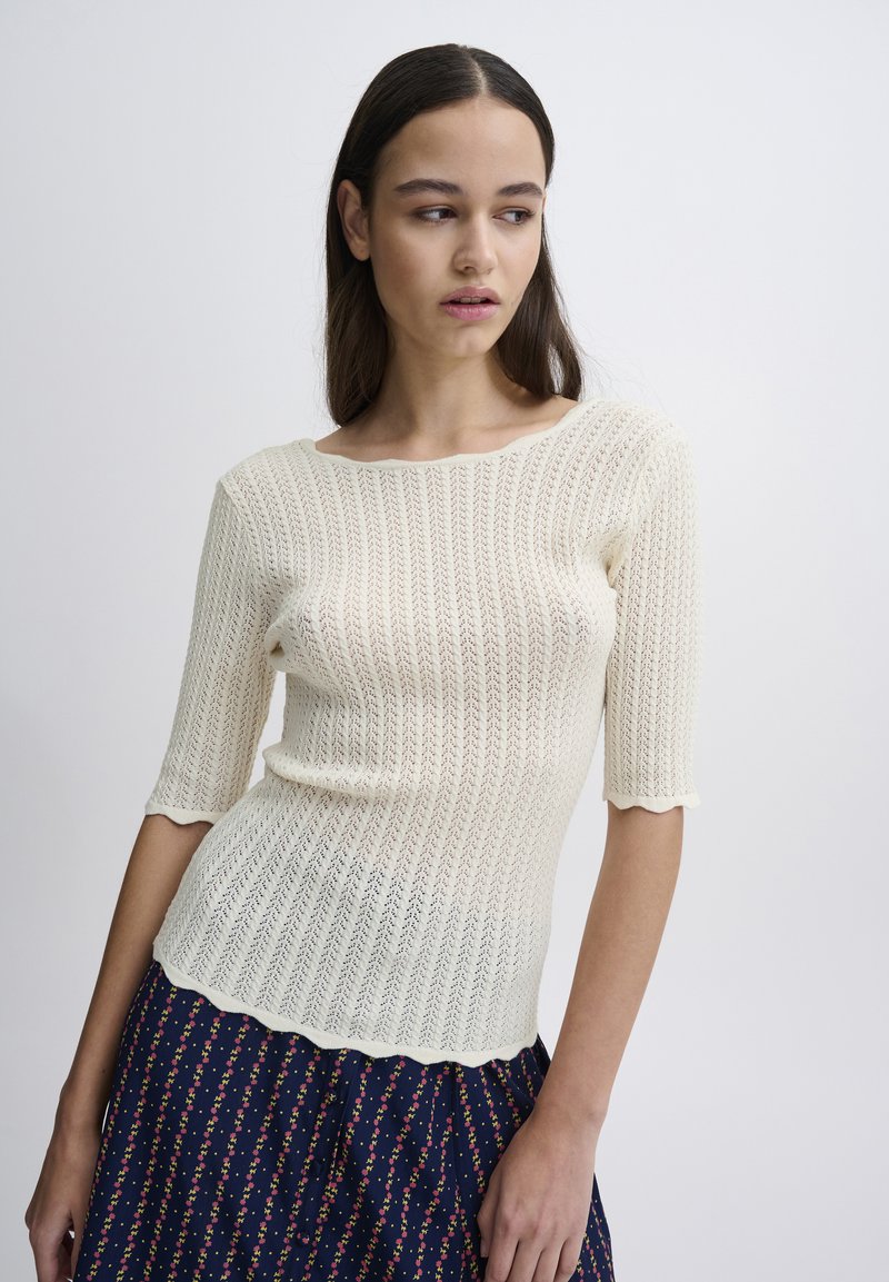 IRFANTO SWEATER by ATELIER REVE