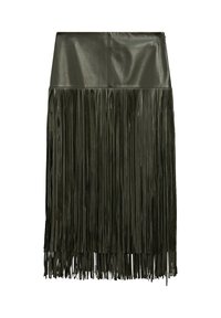 Oliwkowa skórzana spódnica z dopasowanym topem i długimi frędzlami na dole, prezentująca gładką fakturę i warstwowy design.