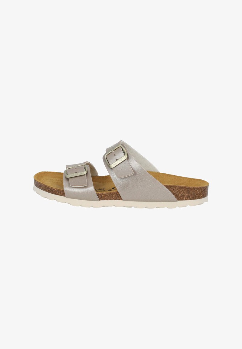 Sandali slip-on con due fibbie regolabili in metallo argentato, tomaia in pelle metallica, sottopiede in sughero e suola in gomma bianca.