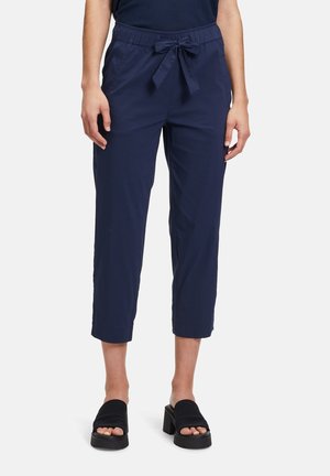 MIT ELASTISCHEM BUND - Pantaloni - navy blue