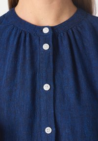 GAP TIERED - Tričkové šaty - dark indigo