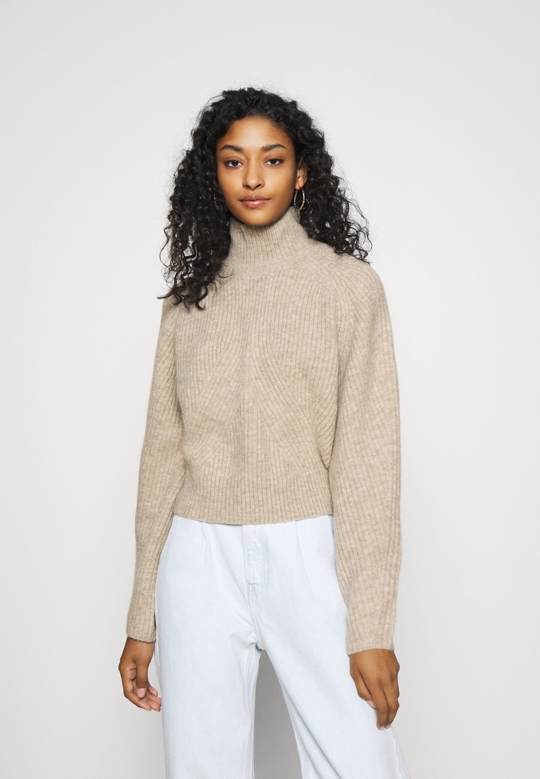 gaia sweater weekday