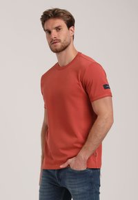 Gabbiano ROUND NECK HEAVY - Navadna majica - deep coral