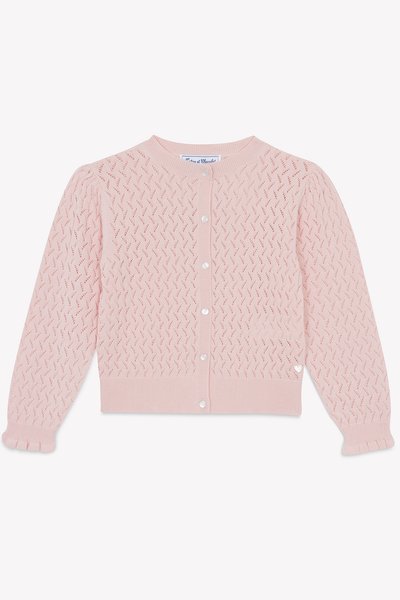 Rosa gestrickte Strickjacke mit strukturiertem Muster, rundem Ausschnitt, vorderem Knopfverschluss und gerippten Bündchen. Mit kleinen Herzakzenten.
