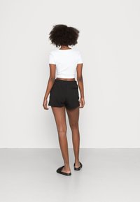 Tommy Jeans ESSENTIAL  - Shorts - black