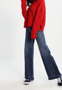 Guess Maglione - red