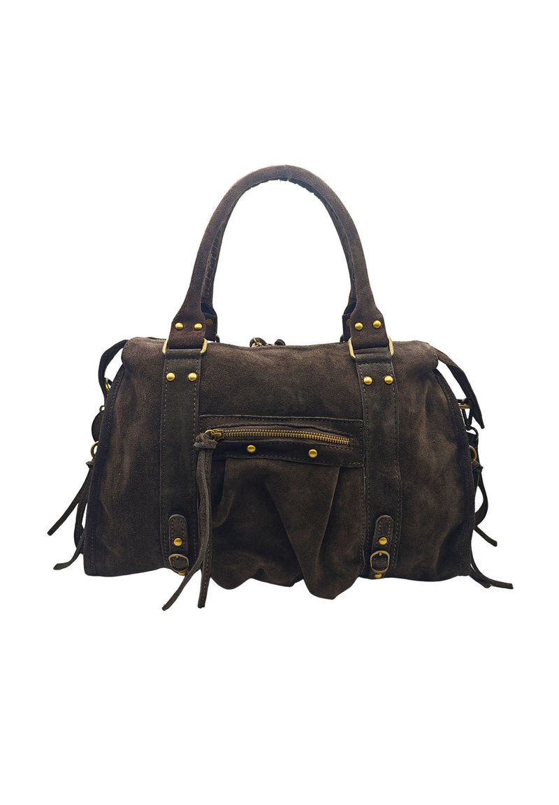 Sac en suede marron avec poignées doubles, poche zippée à l'avant, clous dorés et détails de sangle à boucle.