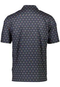 Korte mouwen shirt van marineblauw stof met een herhalend patroon van kleurrijke fietsen. Het materiaal heeft een gladde textuur en een kraag.