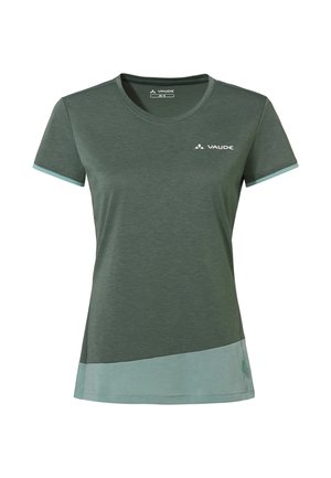 Groen dames t-shirt met korte mouwen, lichtere groene diagonale zoom, ronde halslijn en een "Vaude" logo op de borst.