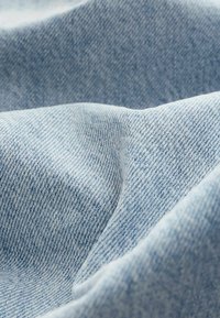 Next REGULAR FIT - Tiesaus kirpimo džinsai - mid blue